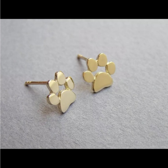 Paw Earrings - Picture 1 of 3